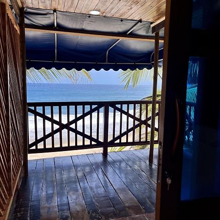The Shark Cabana Frente Al Mar 洛斯纳兰霍斯 外观 照片